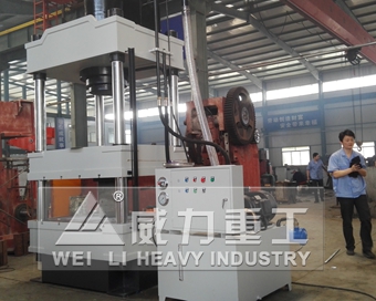 630噸鹽磚機(四柱式結(jié)構(gòu))