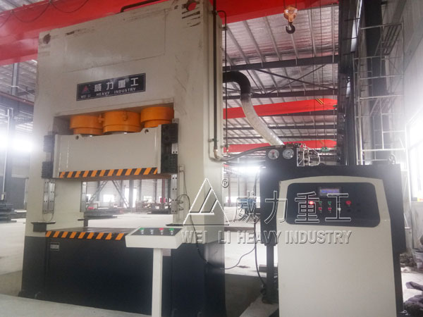 1000噸龍門液壓機價格_1000T龍門式油壓機