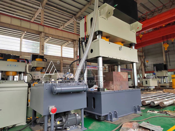 1000噸雙缸四柱液壓機(jī)