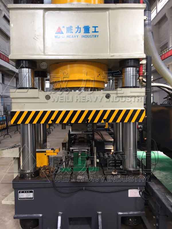 630噸礦用錨桿托盤液壓機(jī)